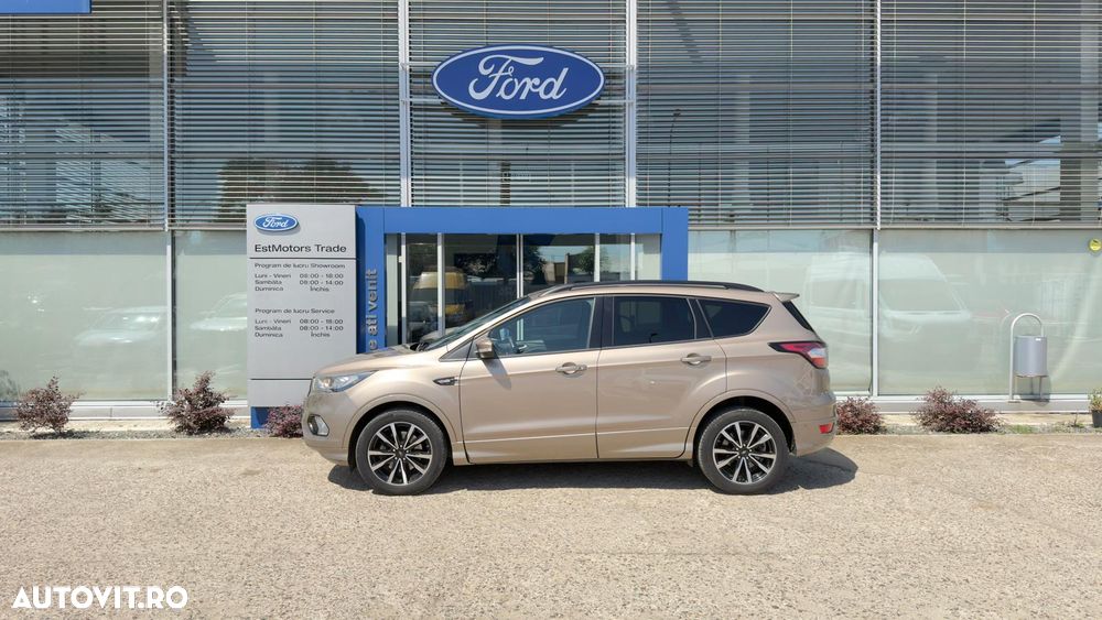 Ford Kuga 2.0 TDCi 4WD Powershift ST-Line - 9