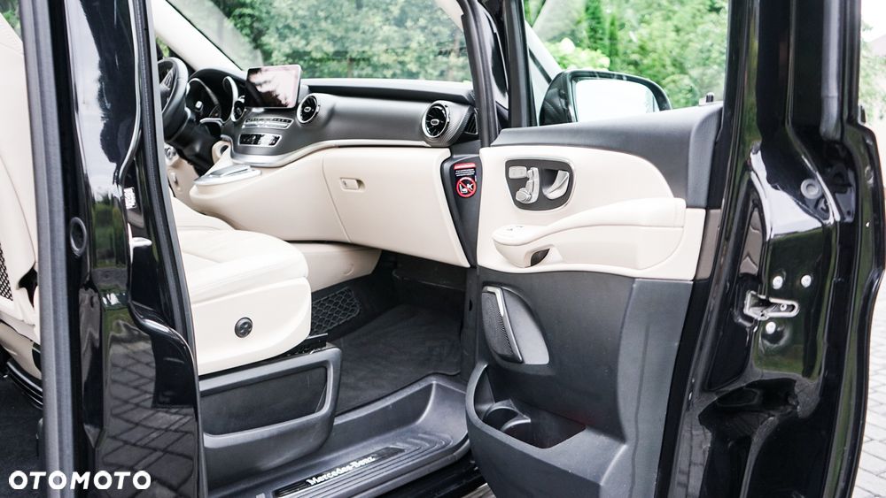 Mercedes-Benz Klasa V 300 d Exclusive 9G-Tronic (d³ugi) - 24