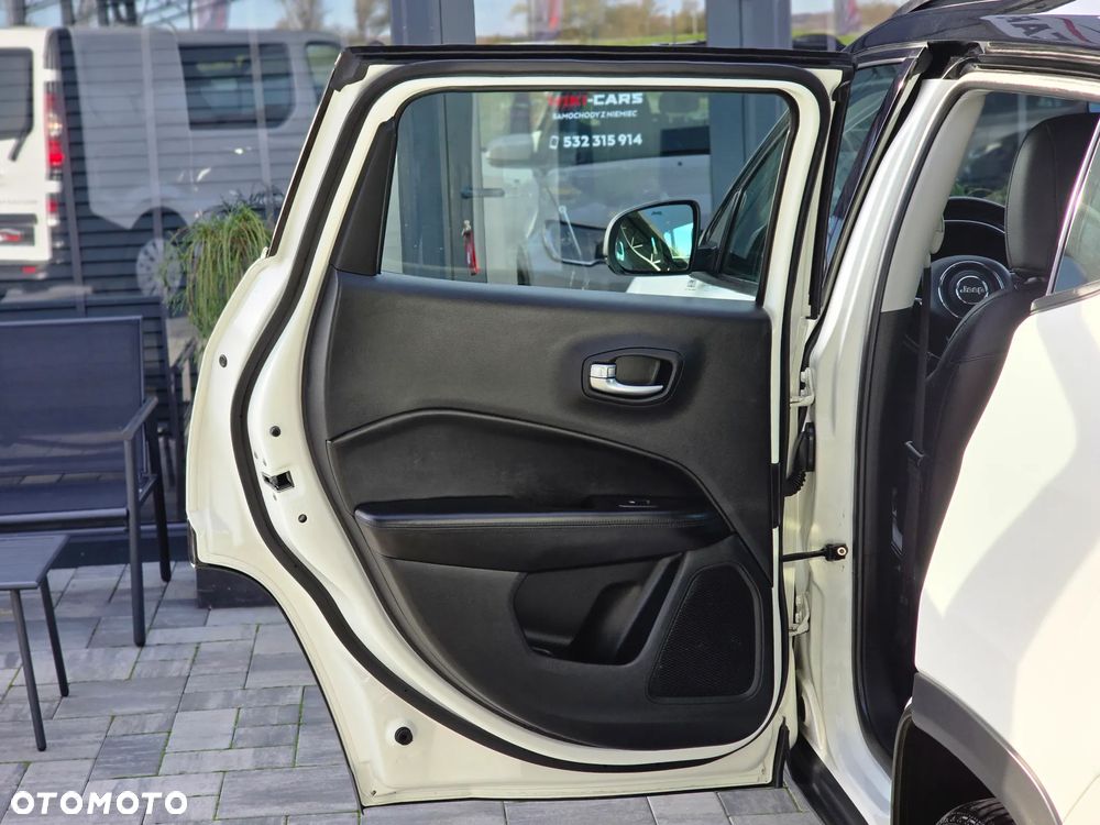 Jeep Compass 1.4 MultiAir Limited - 37