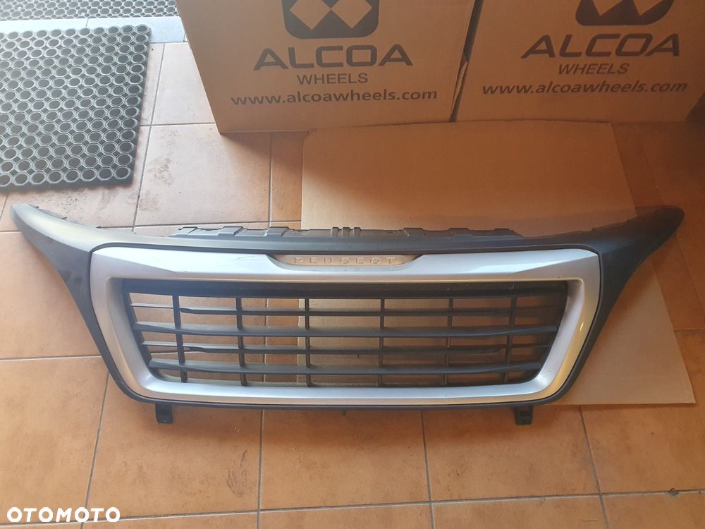 GRILL ATRAPA PEUGEOT BOXER