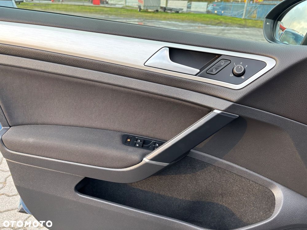 Volkswagen Golf 1.2 TSI BlueMotion Technology Cup - 17