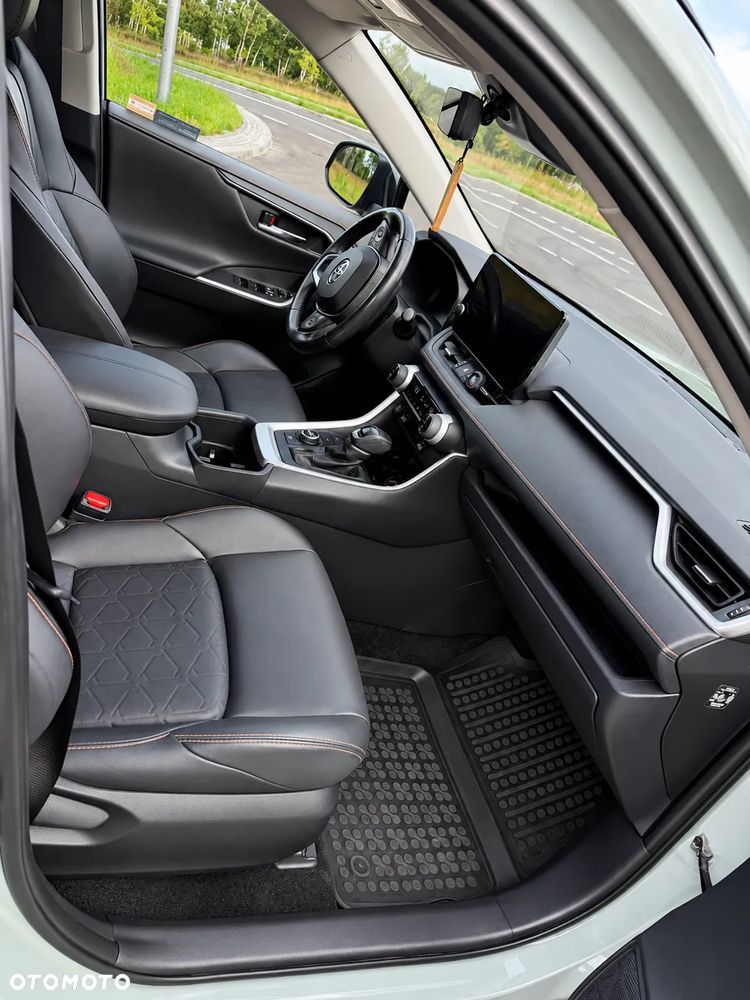 Toyota RAV4 - 15