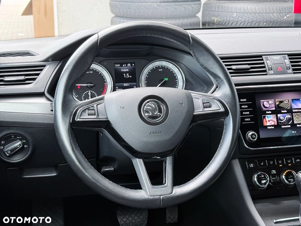 Skoda Superb 2.0 TDI SCR 4x4 Style DSG - 34