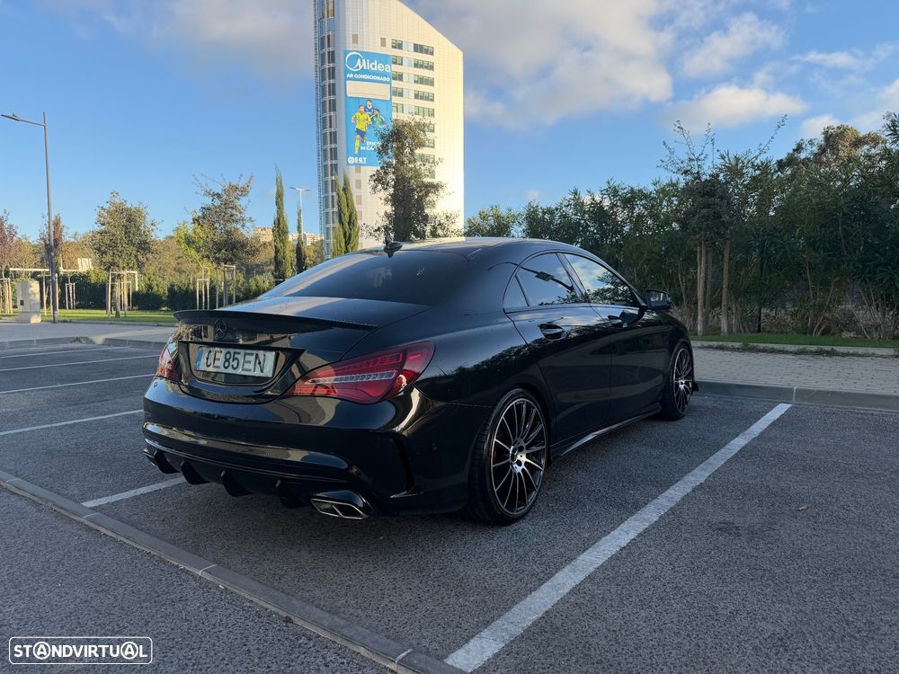 Mercedes-Benz CLA 220 d 7G-DCT AMG Line - 7