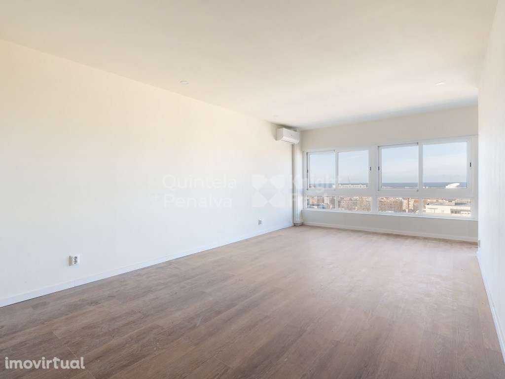 Apartamento T1 com vista mar em Matosinhos Sul - Grande imagem: 2/25