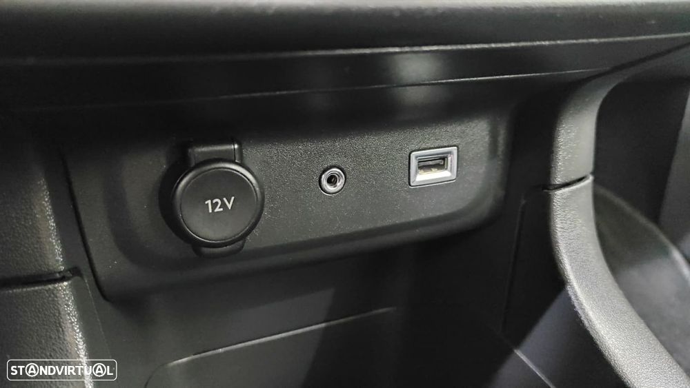 Citroën C3 1.2 PureTech Feel - 33