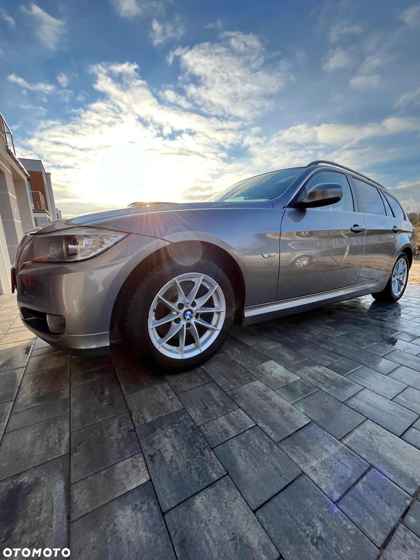 BMW Seria 3 318d Touring - 1