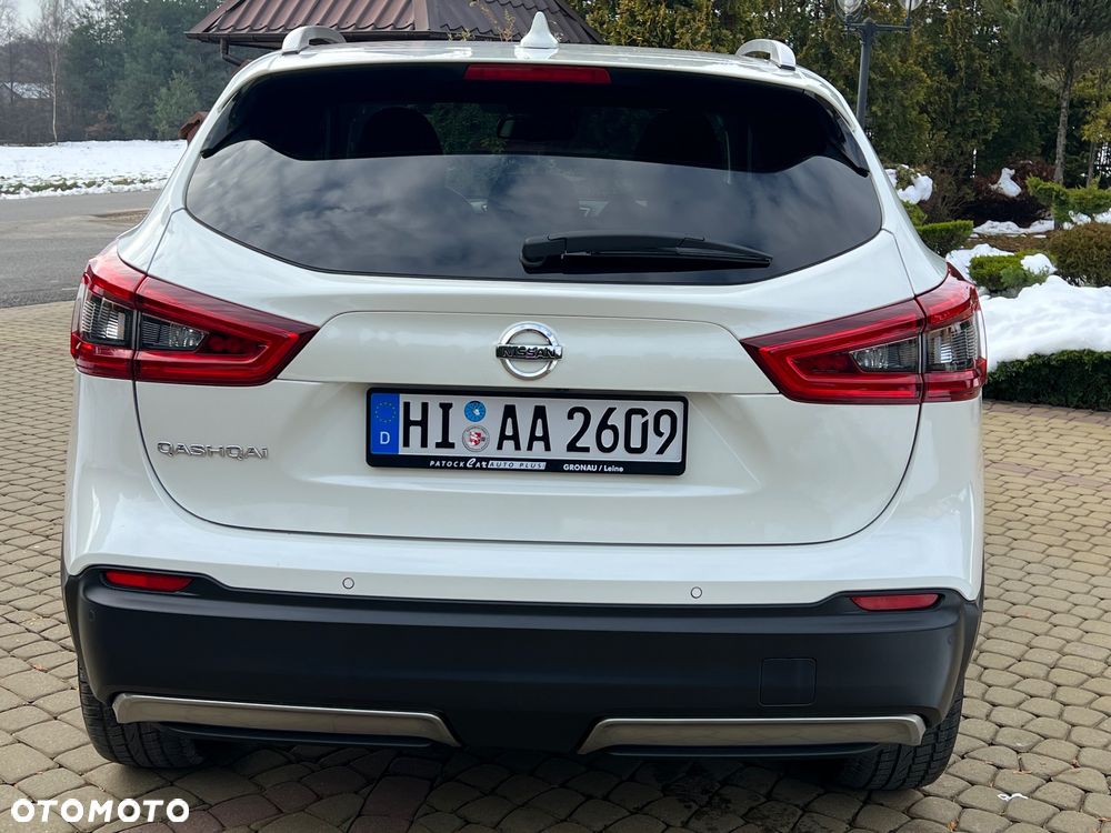 Nissan Qashqai 1.6 DIG-T TEKNA+ - 10