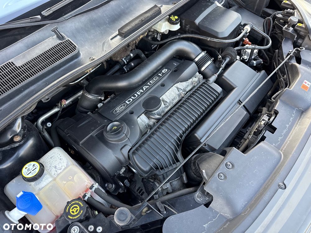 Ford Kuga 2.5 Titanium S - 21