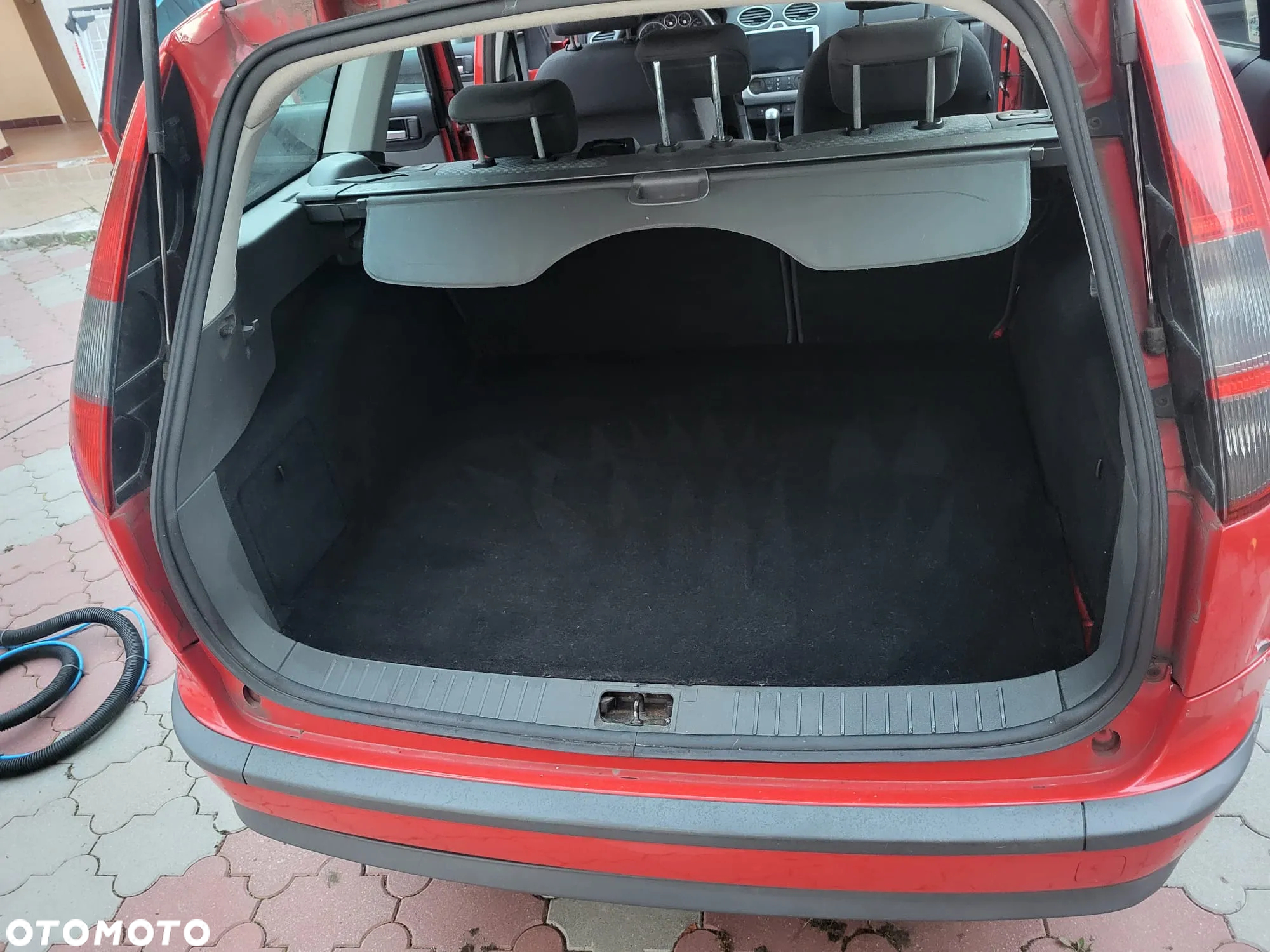 Ford Focus 1.8 TDCi Ambiente - 13