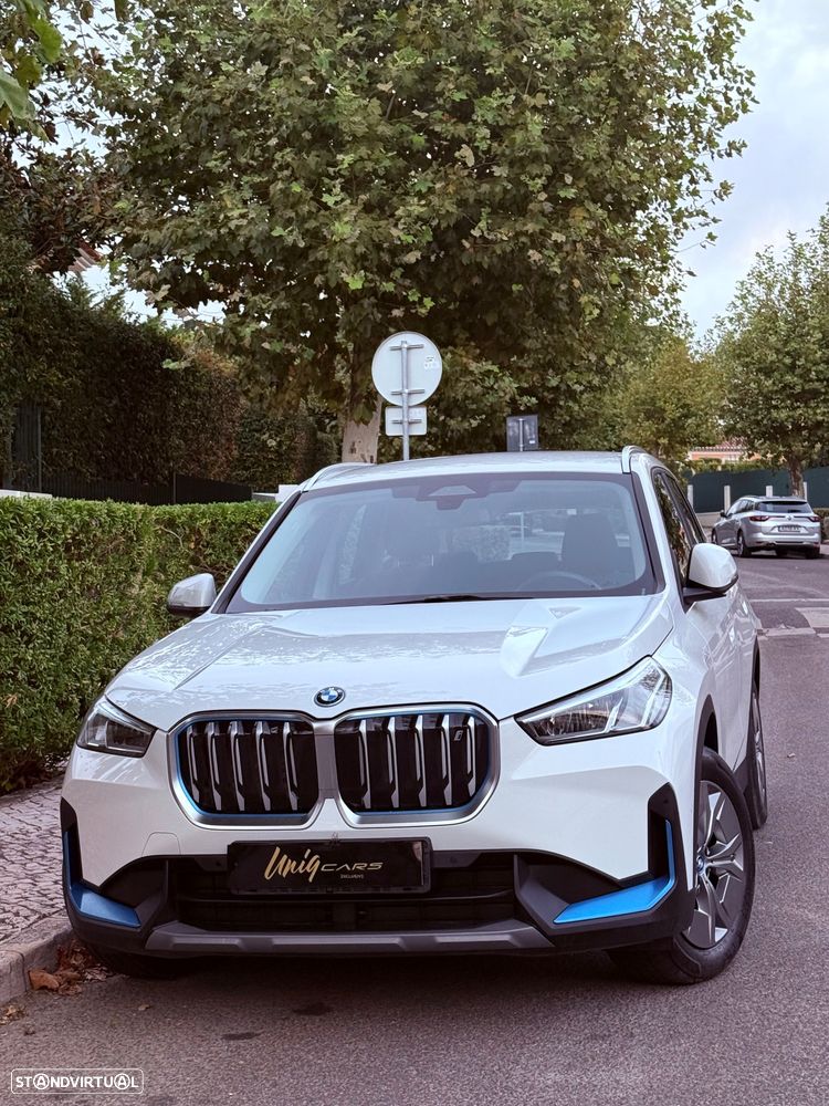 BMW iX1 xDrive30 xLine - 10