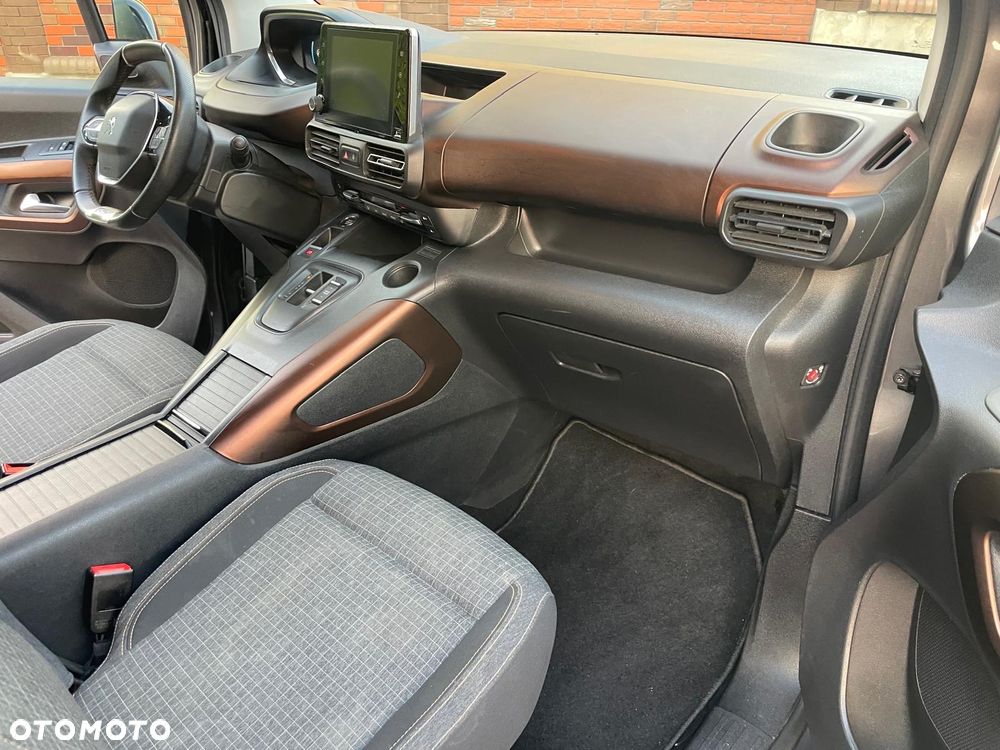 Peugeot Rifter - 11