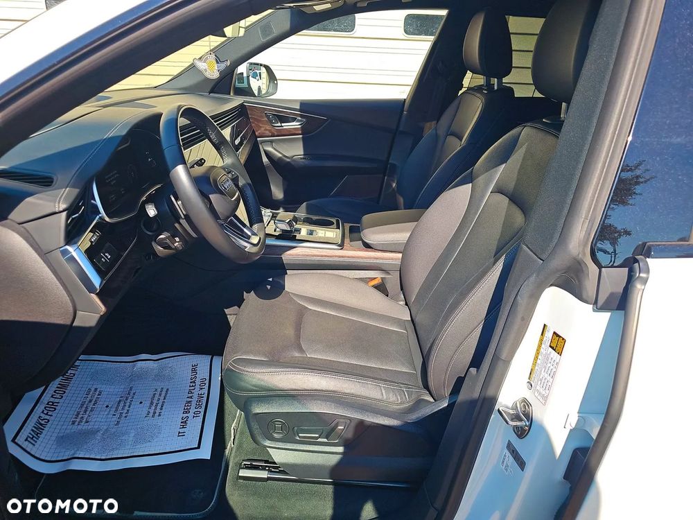Audi Q8 55 TFSI quattro tiptronic - 7