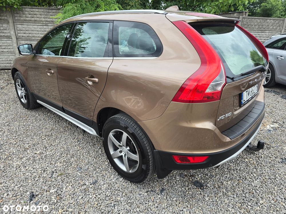 Volvo XC 60 2.4D Kinetic - 4
