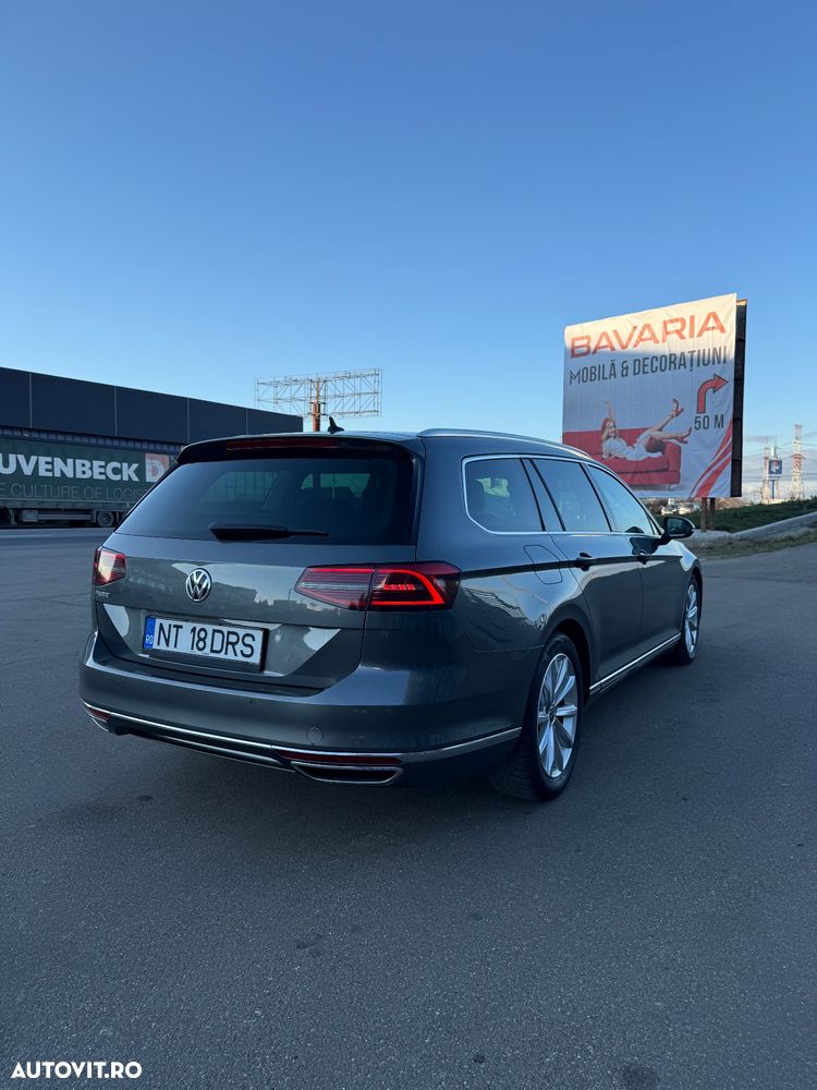 Volkswagen Passat Variant 2.0 TDI DSG Highline - 6