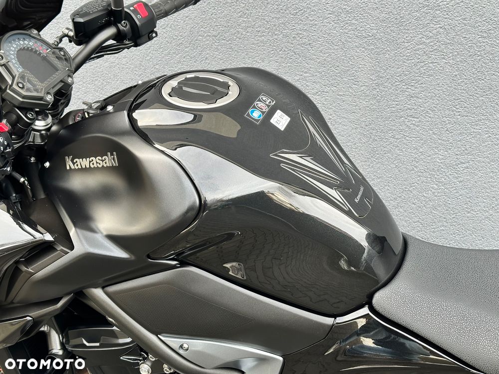 Kawasaki Z 900 - 20