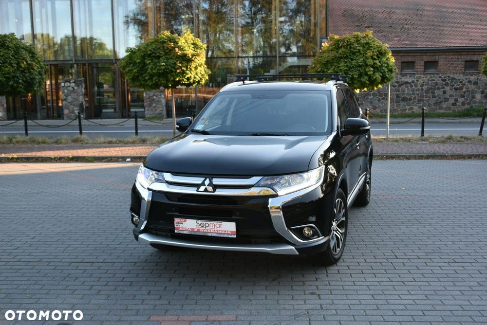 Mitsubishi Outlander 2.0 Instyle Navi 4WD CVT - 19