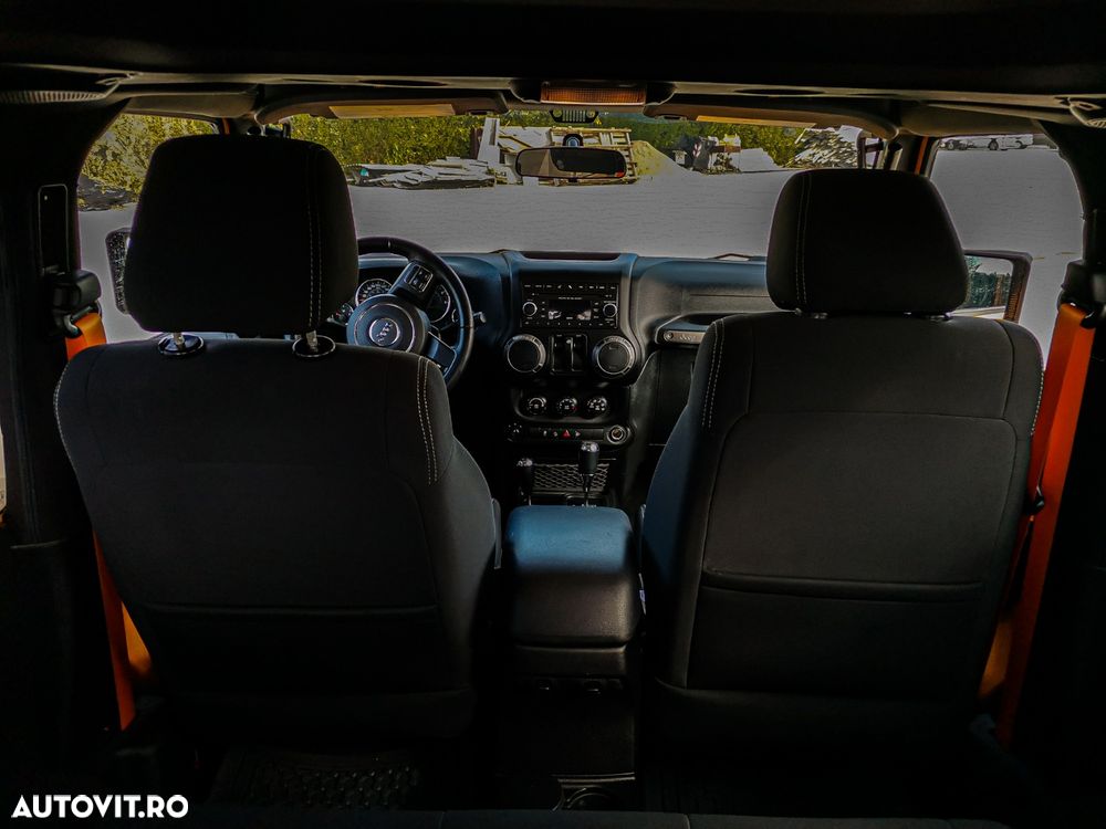Jeep Wrangler 2.8 CRD AT Sport - 7