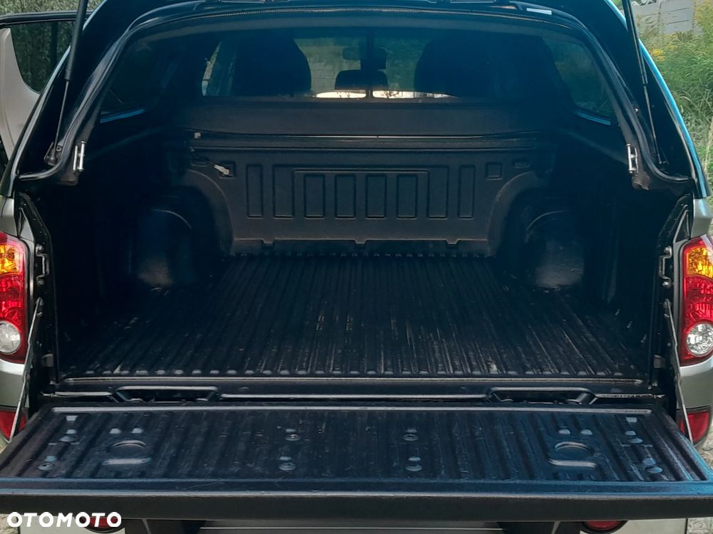 Mitsubishi L200 - 14