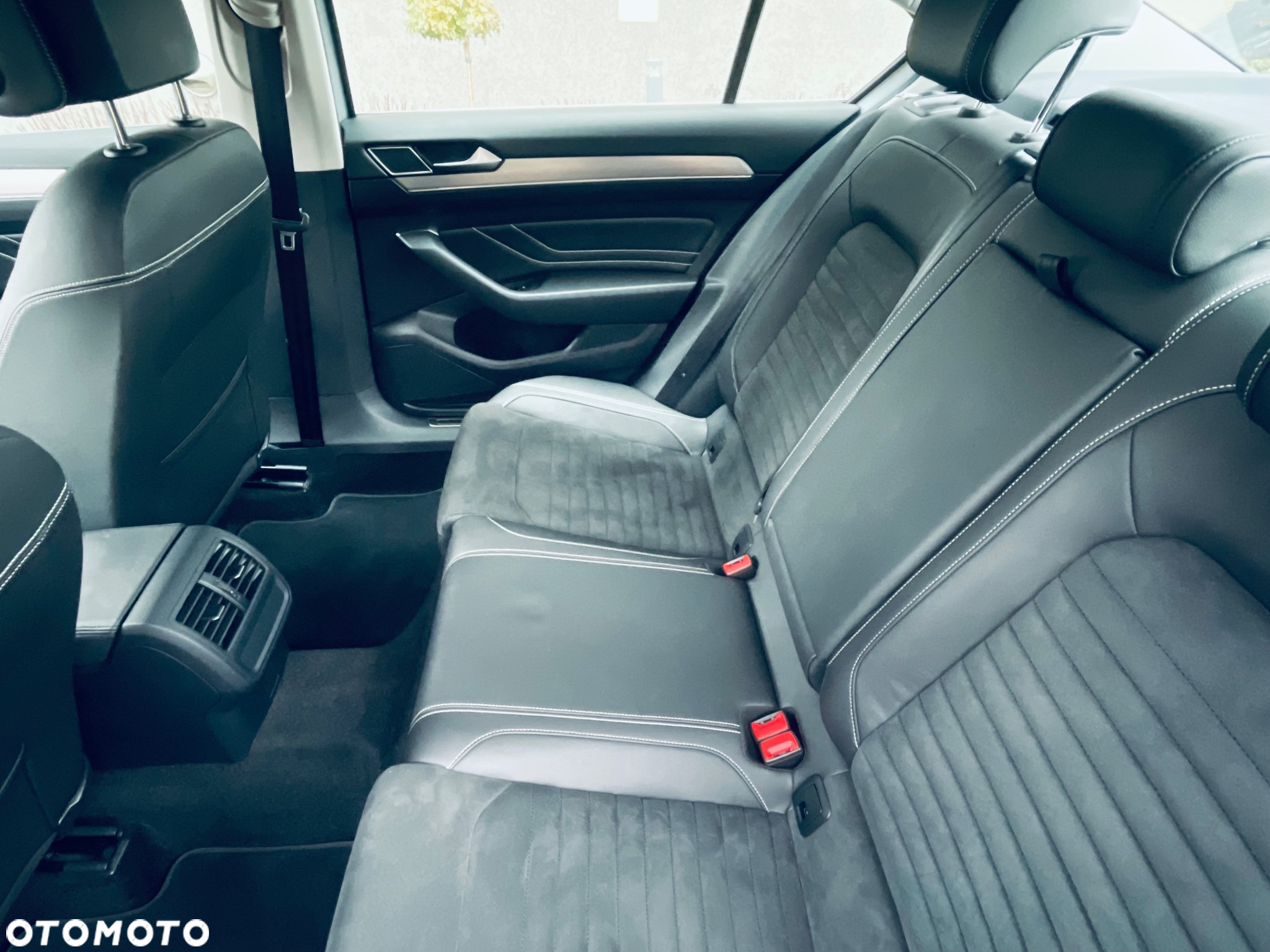 Volkswagen Passat 1.5 TSI EVO Elegance DSG - 13
