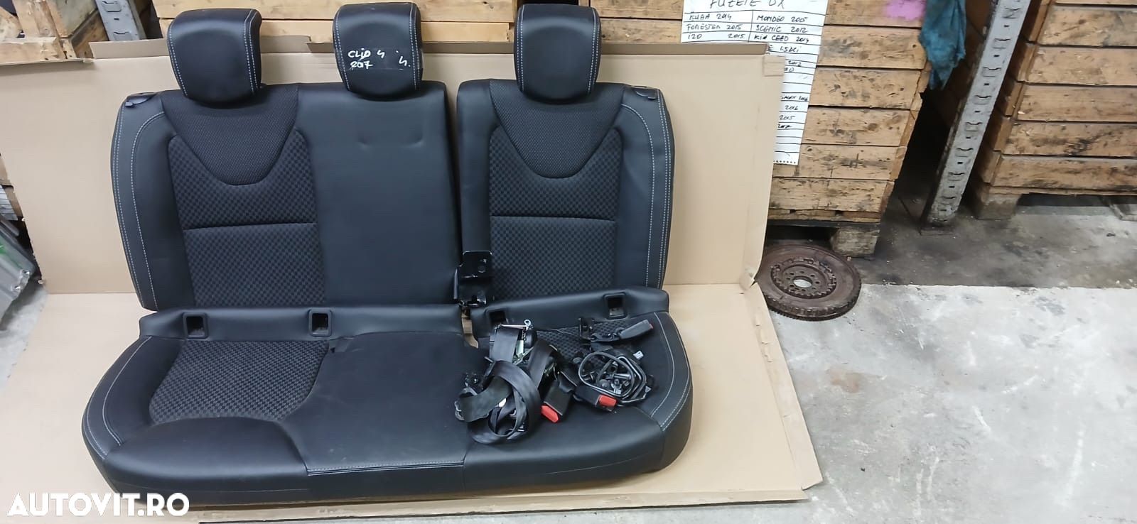 Bancheta spate cu centuri si suruburi RENAULT CLIO 4 an 2013-2019 - 1
