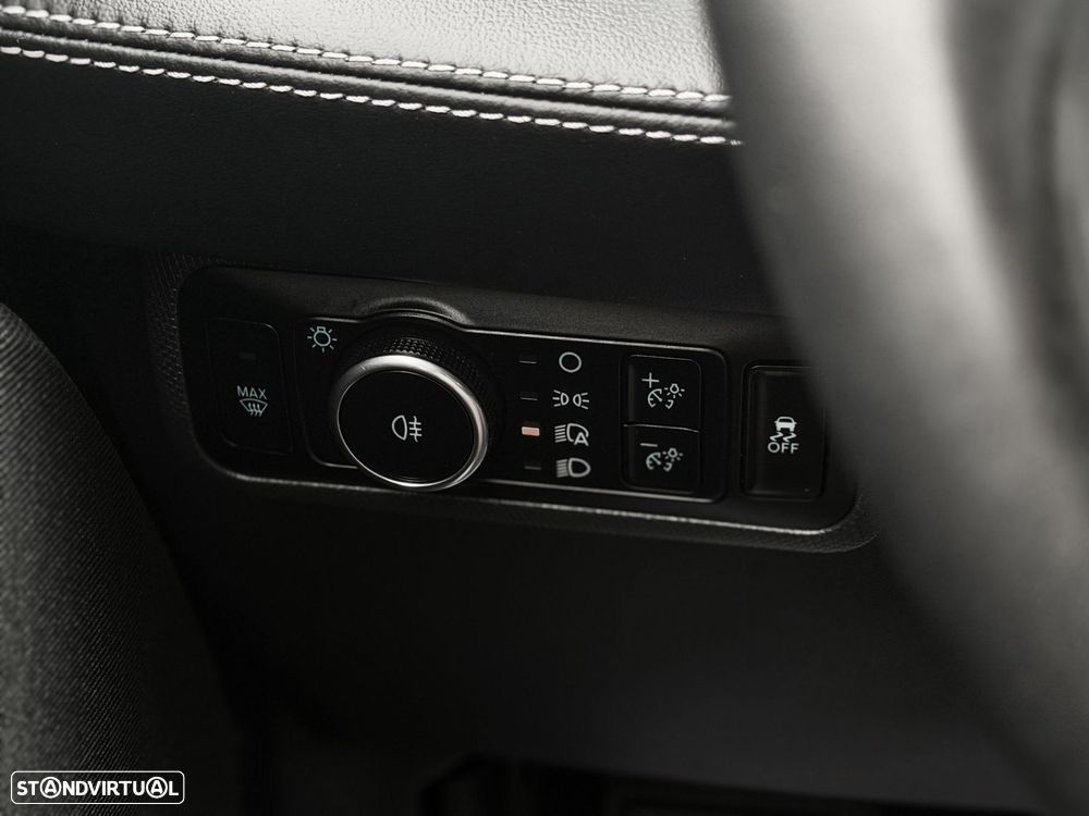 Ford Mustang Mach-E 75.7 kWh Base - 20