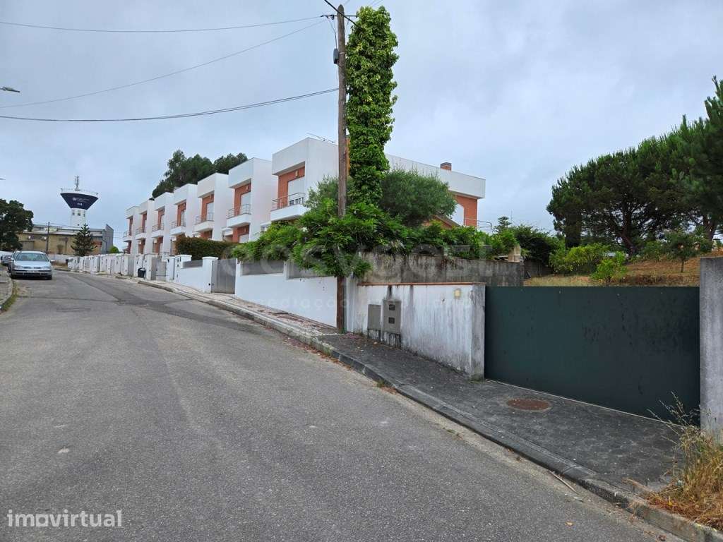 Terreno Rústico com possibilidade de passar a urbano para construção - Grande imagem: 2/6