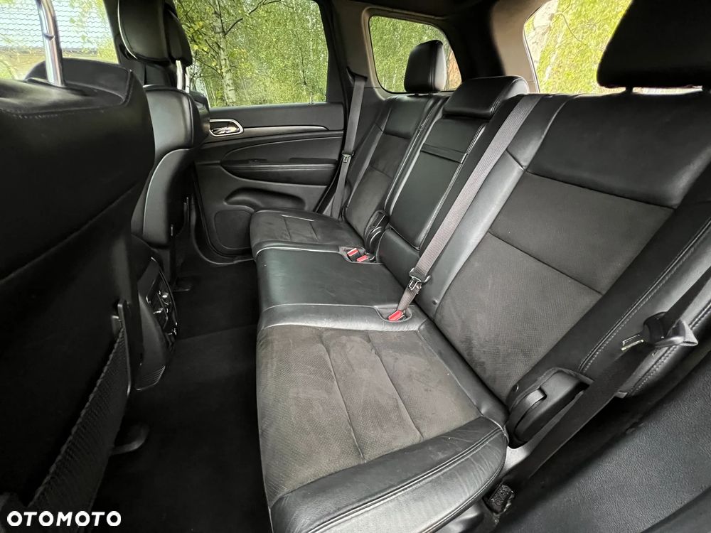 Jeep Grand Cherokee - 9