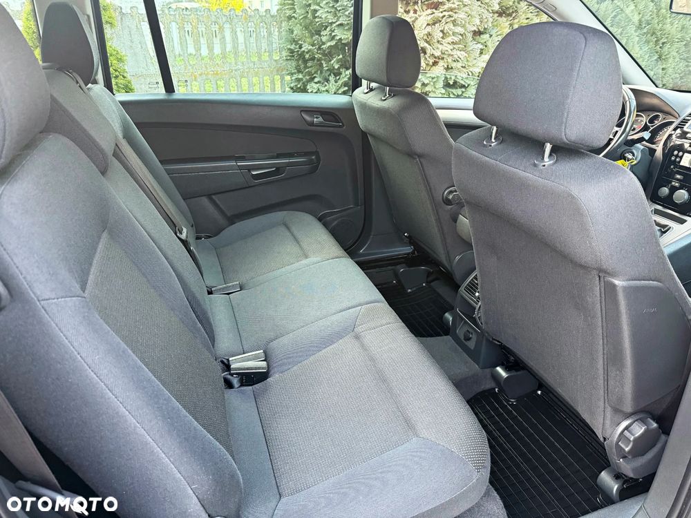Opel Zafira - 27