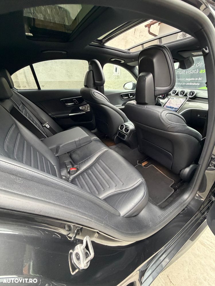 Mercedes-Benz C - 10