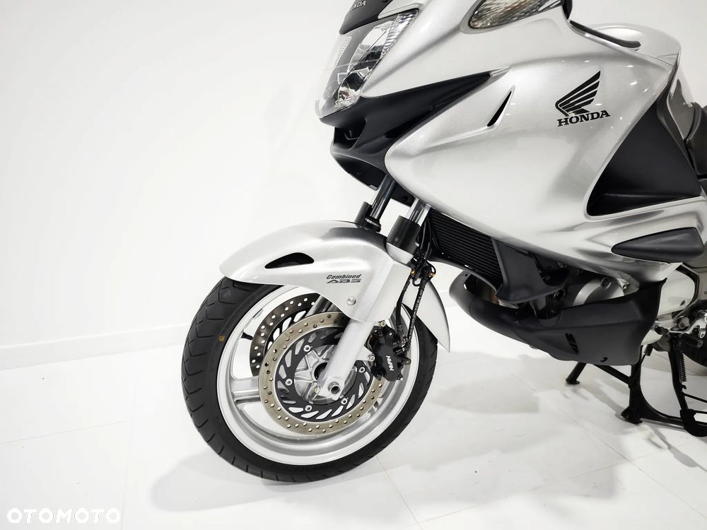 Honda Deauville - 12
