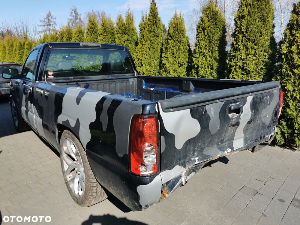 Chevrolet Silverado - 13