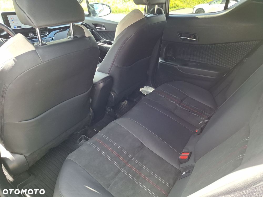 Toyota C-HR 2.0 Hybrid GR Sport - 13