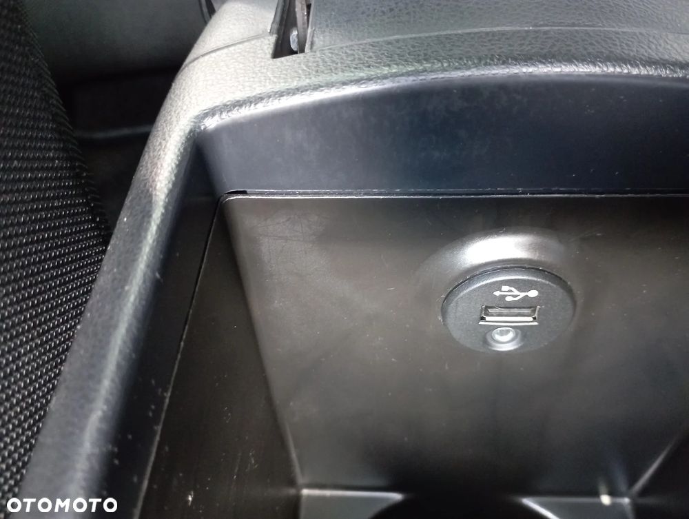 Nissan Qashqai+2 2.0 4x4 Tekna CVT - 26
