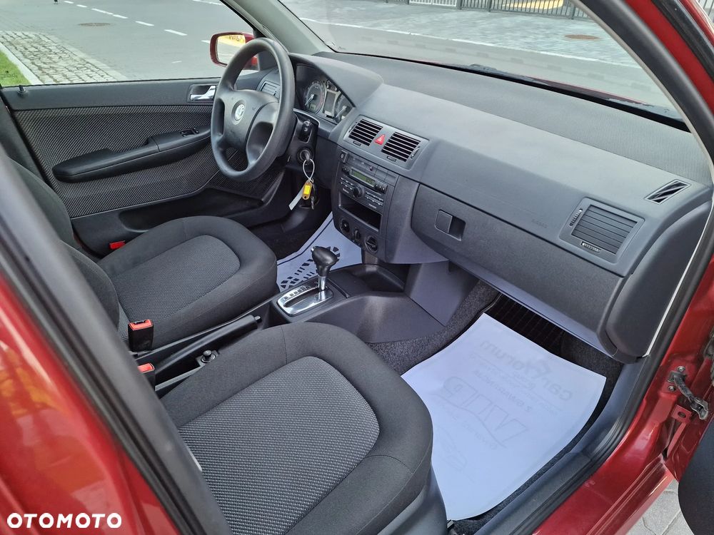 Skoda Fabia - 19