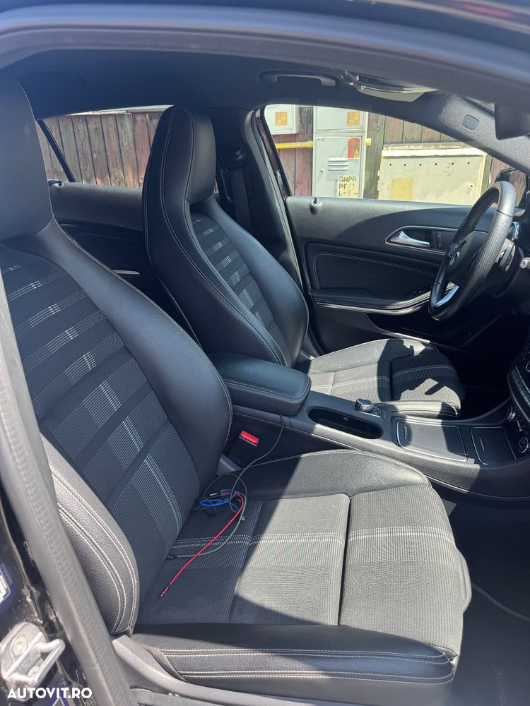 Mercedes-Benz GLA 180 7G-DCT - 8