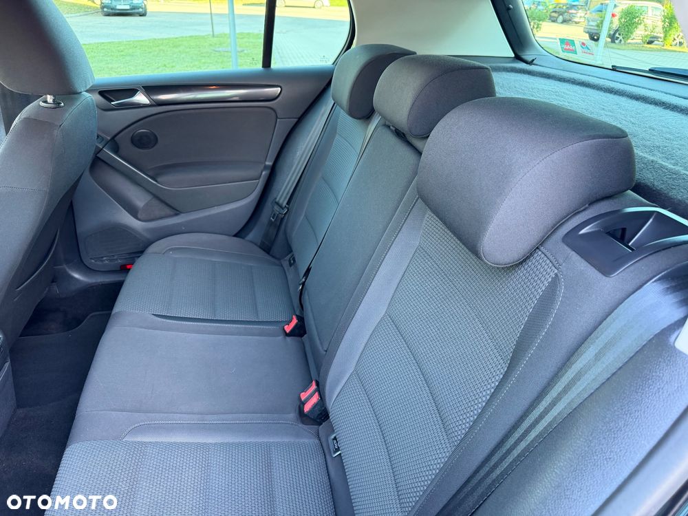 Volkswagen Golf 1.6 TDI DPF DSG Comfortline - 20