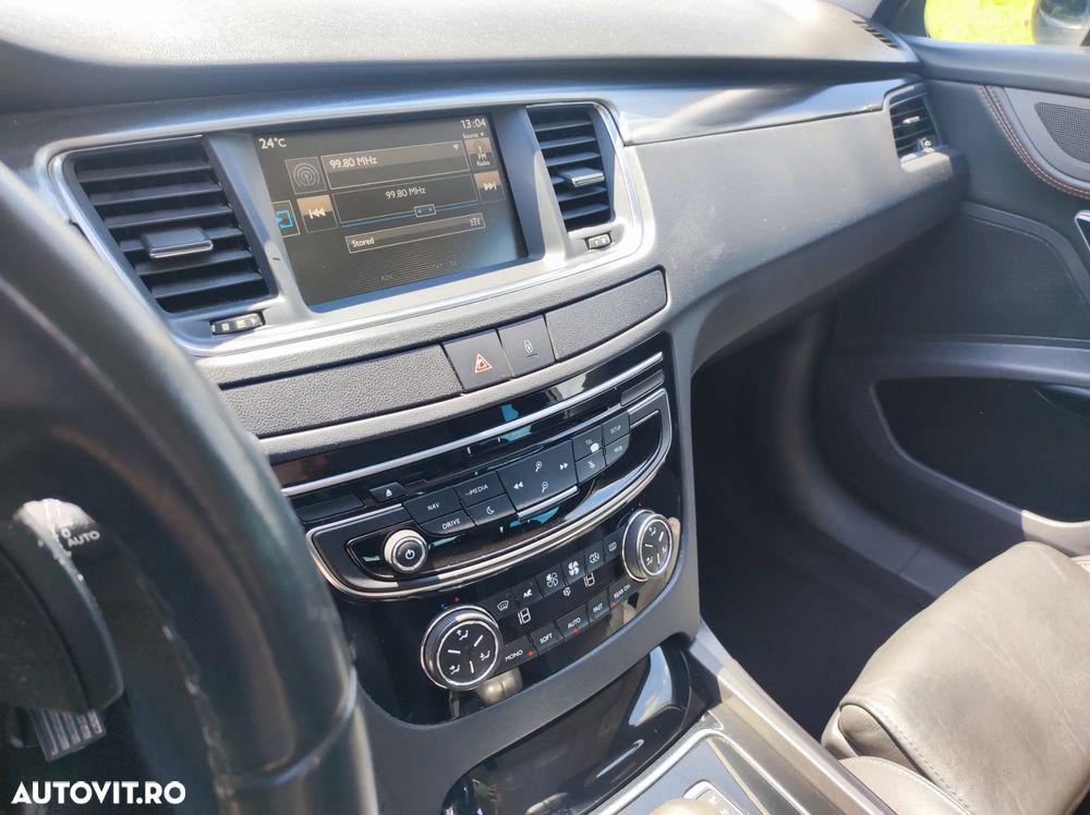 Peugeot 508 RXH Hybrid4 - 26