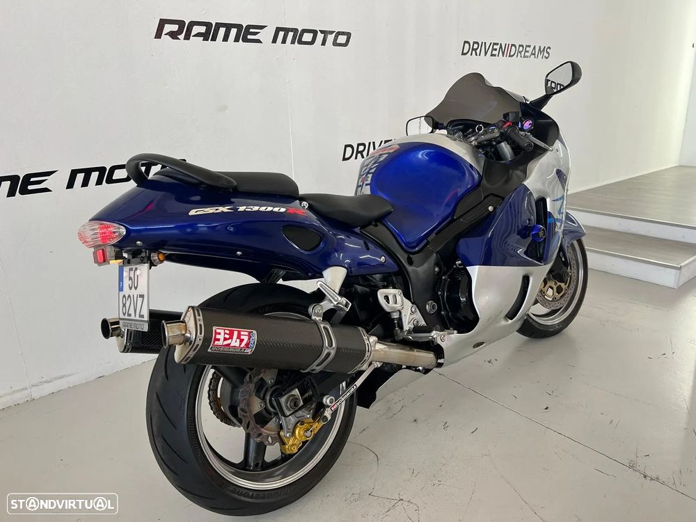 Suzuki Hayabusa GSX-R 1300 - 13