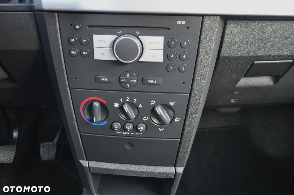 Opel Meriva 1.7 CDTI Essentia - 17