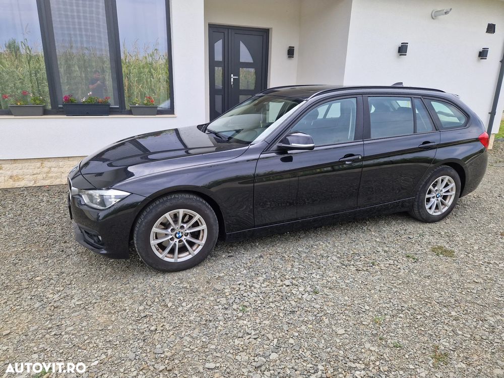 BMW Seria 3 320d Touring - 3