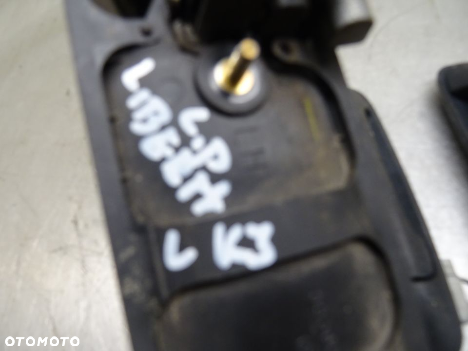 JEEP CHEROKEE KJ LIBERTY 01-05 3.7 KLAMKA DRZWI ZEWNĘTRZNA PRAWY LEWY PRZÓD TYŁ - 2