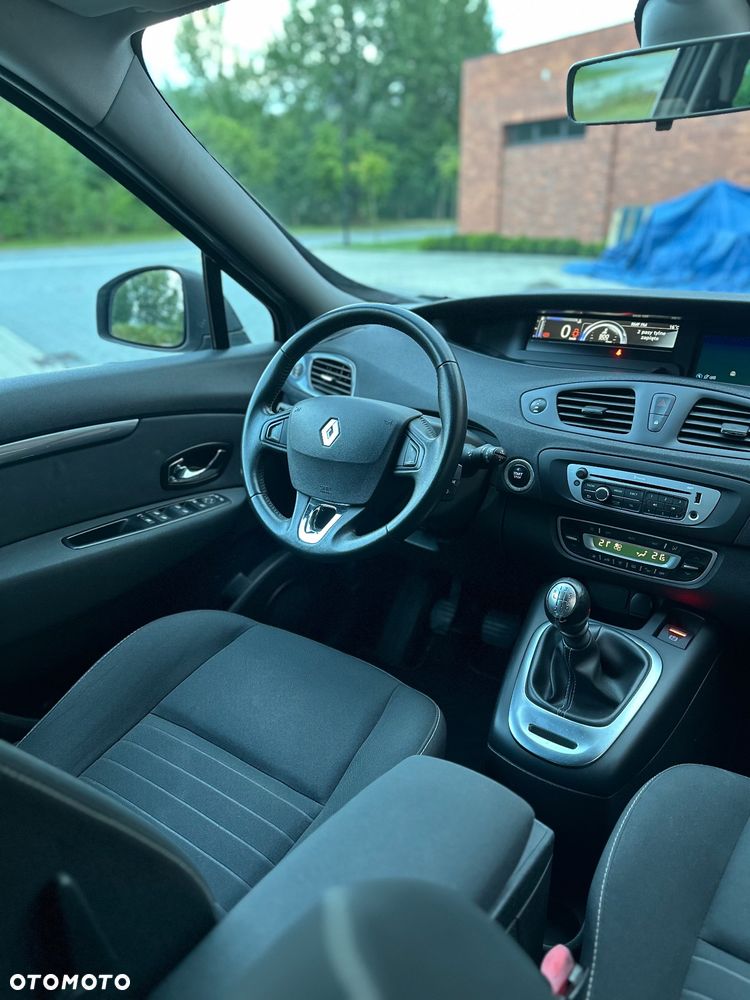 Renault Scenic ENERGY TCe 130 S&S Bose Edition - 33