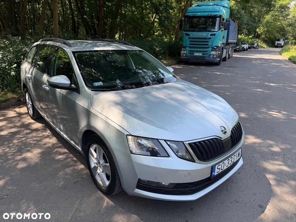 Skoda Octavia 1.6 TDI Ambition - 6