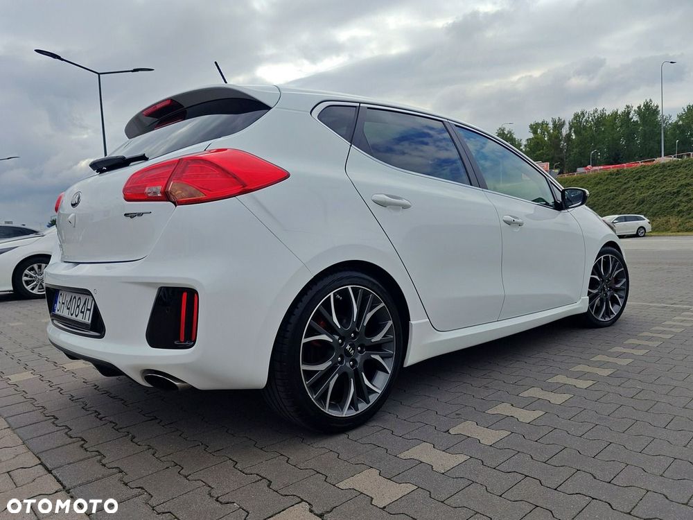 Kia Ceed - 15