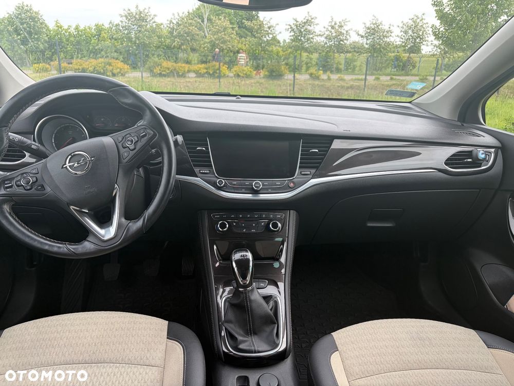 Opel Astra 1.4 T Elite - 8