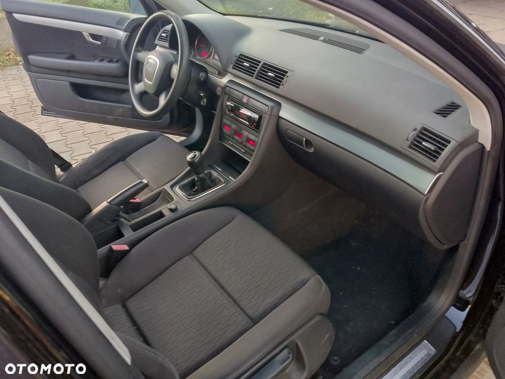 Audi A4 - 4