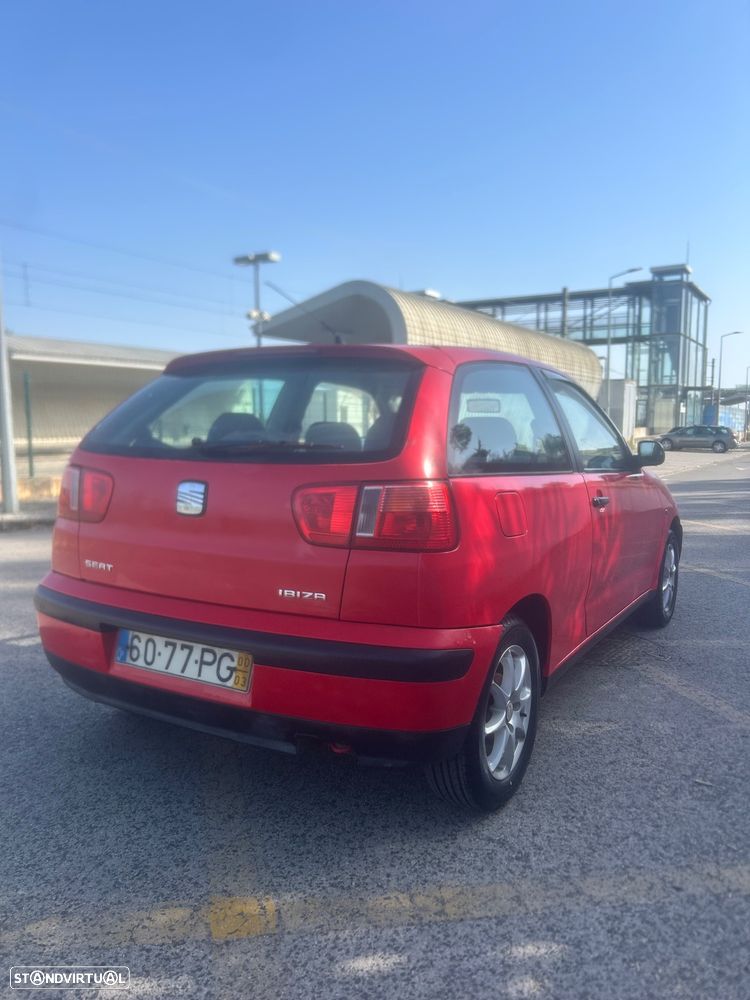 SEAT Ibiza 1.0 Passion - 4