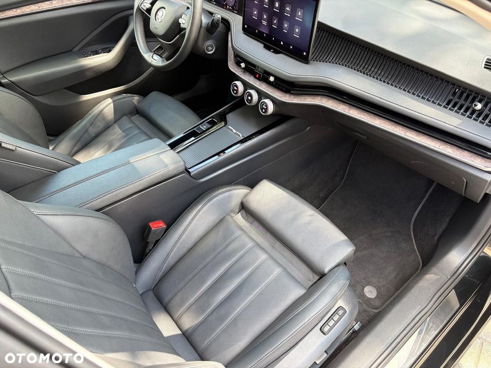 Skoda Superb 2.0 TDI SCR 4x4 L&K DSG - 14