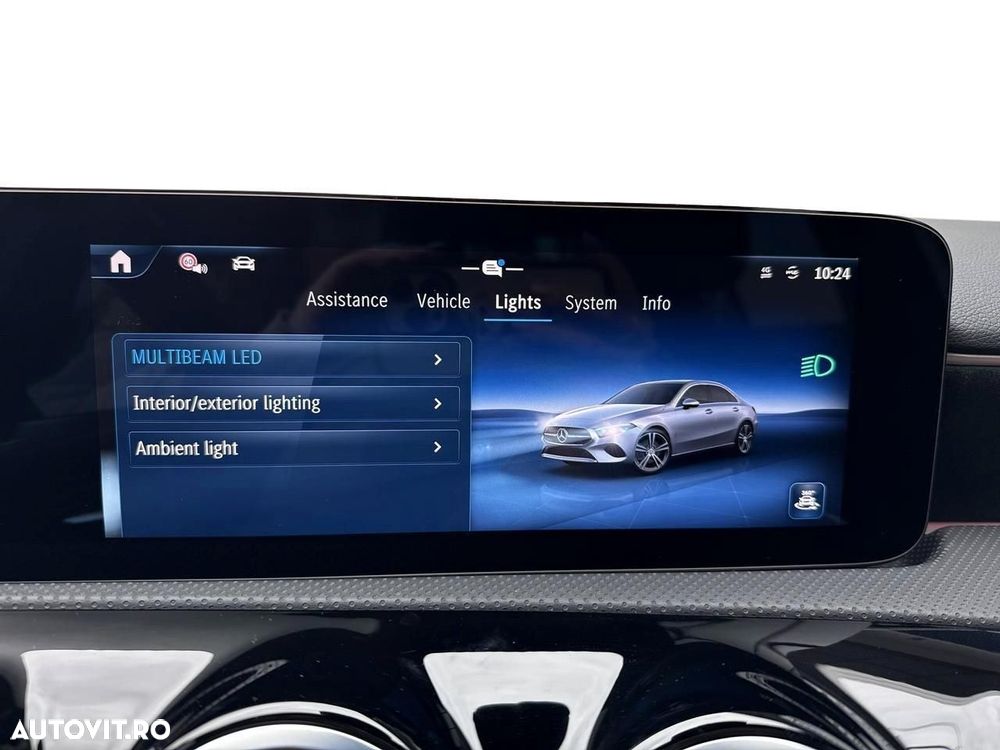 Mercedes-Benz A 220 - 24